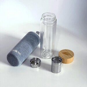Giftable! TEASE Sustainable Glass & Bamboo Tea Infuser Gray Insulated Sleeve-NEW